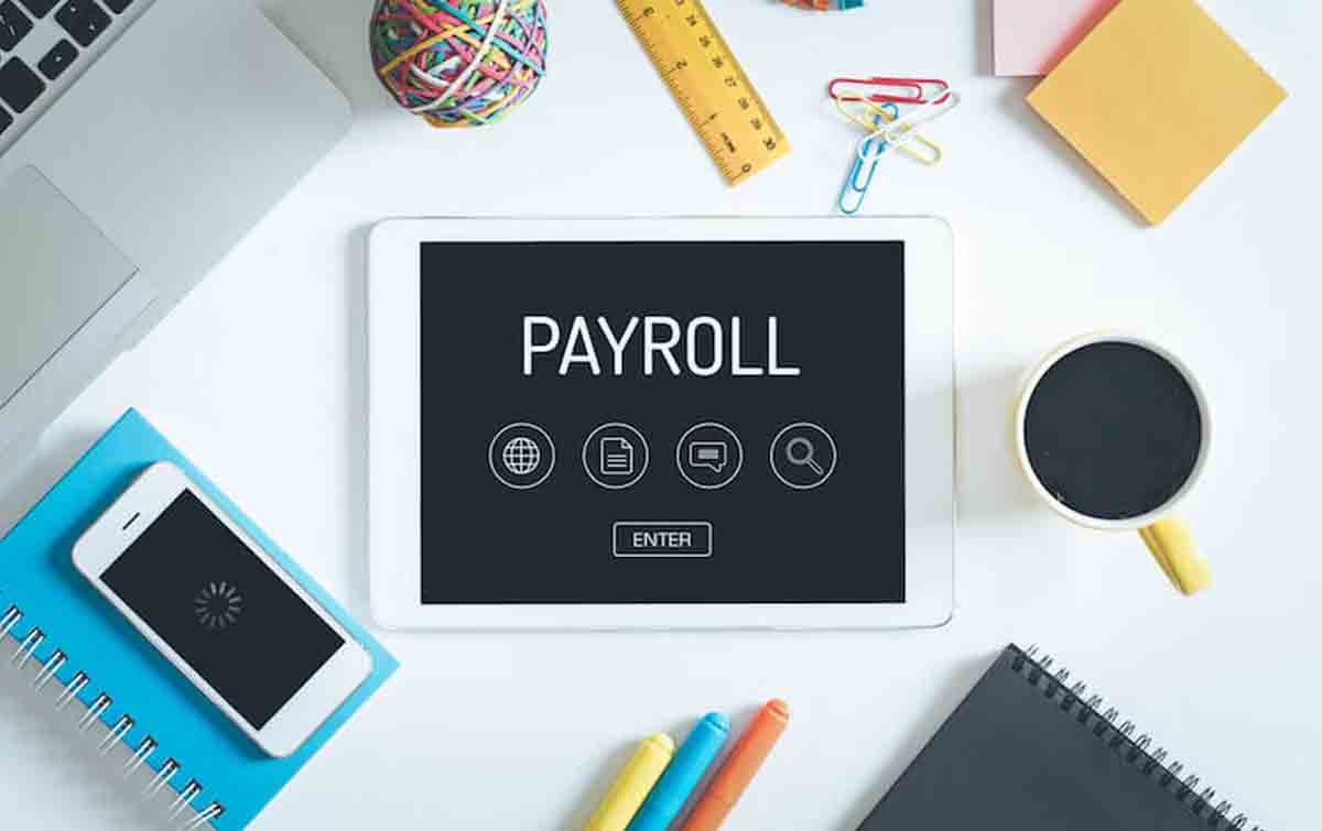 Kesejahteraan finansial karyawan melalui payroll yang andal
